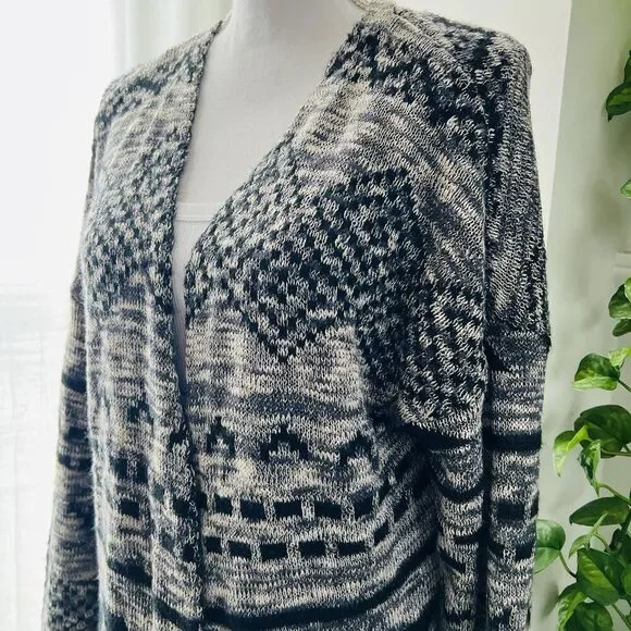 Maurices Black & Gray Soft Cozy Aztec Southwestern Long Cardigan Sweater - XXL - Picture 4 of 10